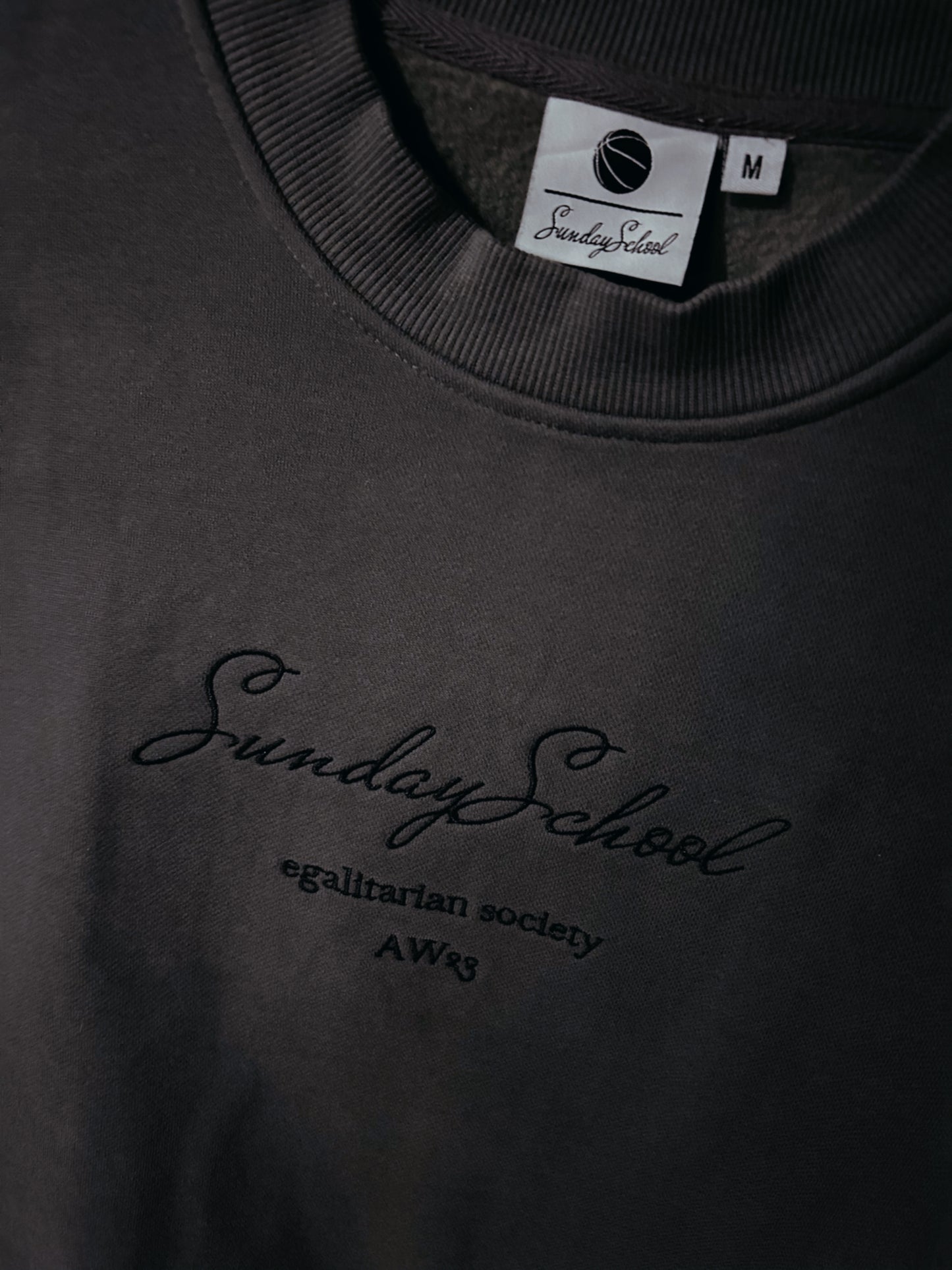 sunday essential sweatshirt